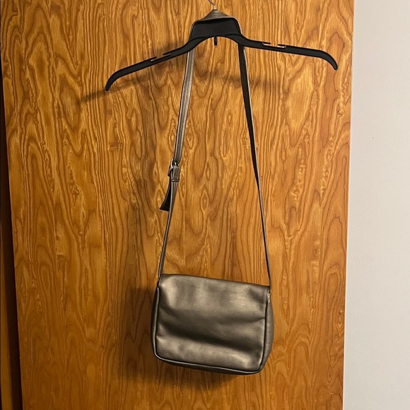 Sven Stylish Gray Crossbody Bag - Picture 4 of 9